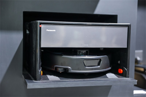 20260313389300.png 松下亮相2026AWE 以“百年匠心 智慧怡居”全場景生態詮釋未來生活?