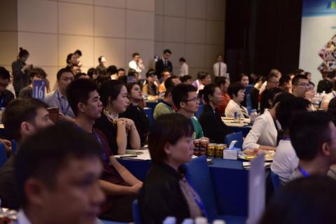 TOP1体育：以客户为中心，精耕业务 助力中小企业成长