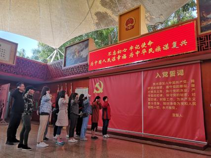 TOP1体育：红色之旅 唤起心中的红色魂